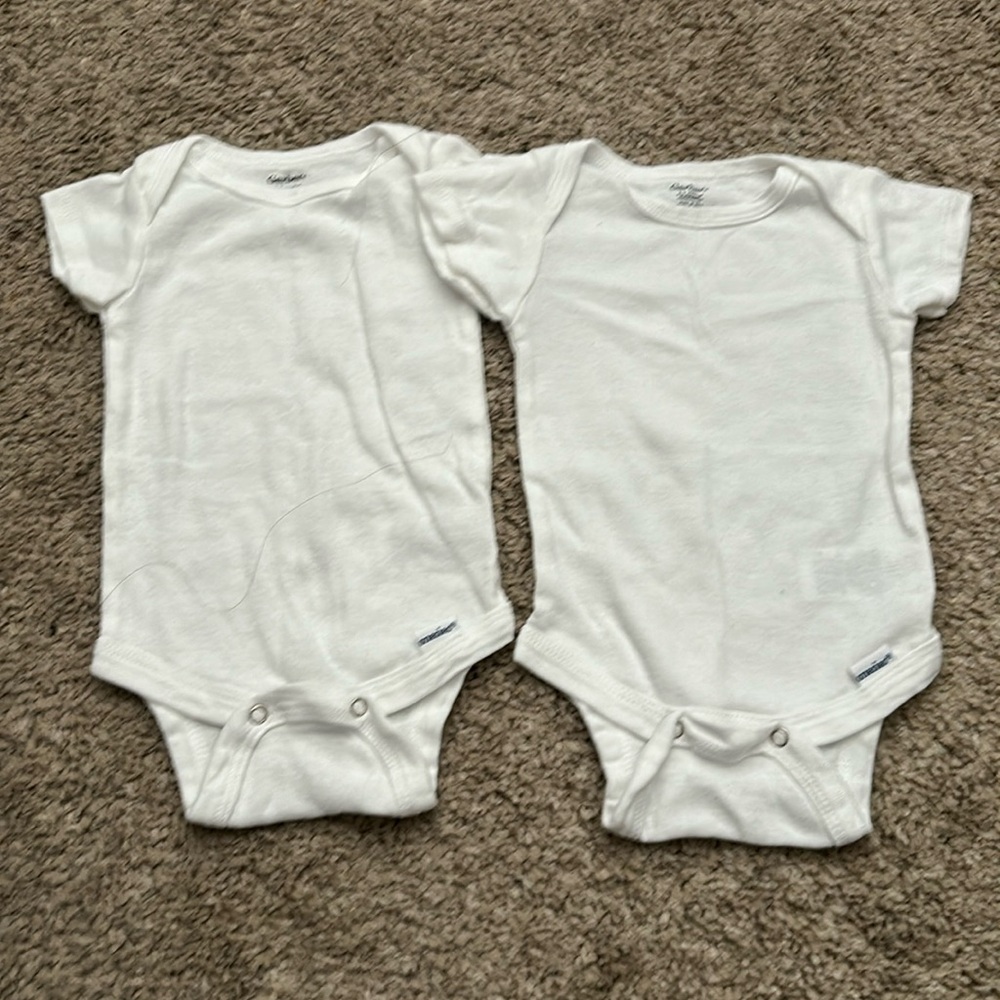 0-3m white onesies